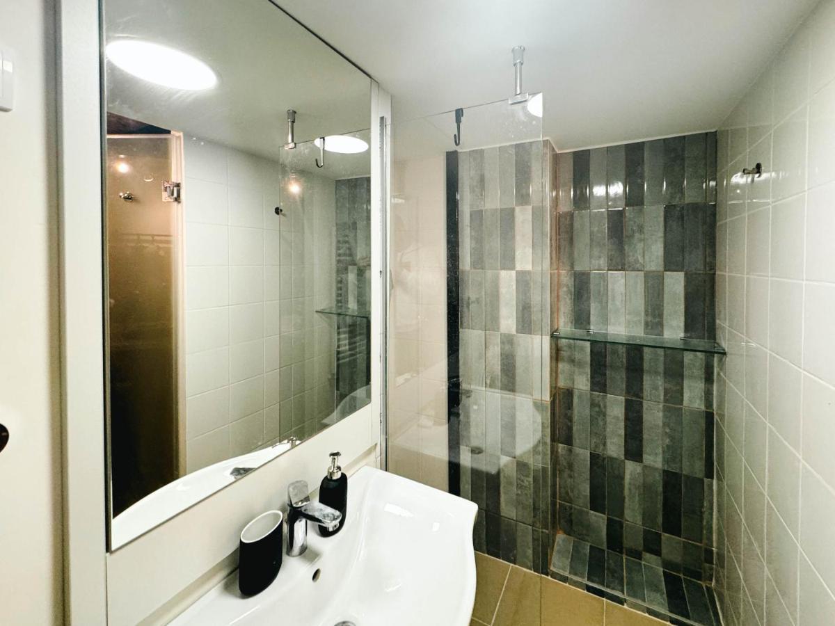 Comfy Studio In City Center Belgrado Esterno foto